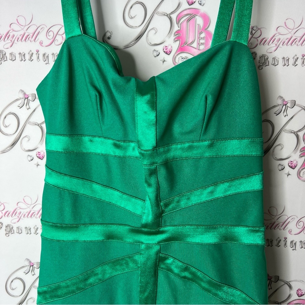 Bebe dress bodycon bandage style y2k shiny trim details Vibrant Green Dress - Picture 4 of 5